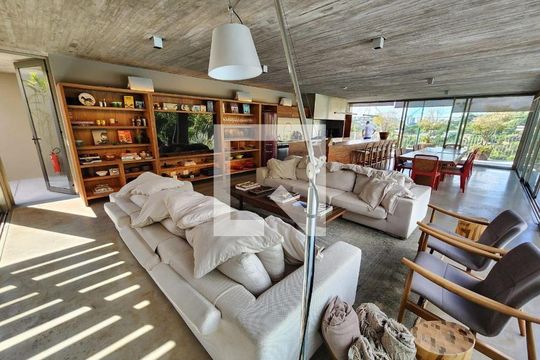 Casa à venda com 5 quartos, 640m² em Bosque da Ribeira, Nova Lima
