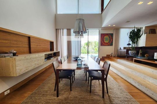 Casa à venda com 5 quartos, 640m² em Bosque da Ribeira, Nova Lima