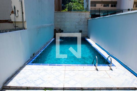Área Externa de casa à venda com 6 quartos, 450m² em Perdizes, São Paulo