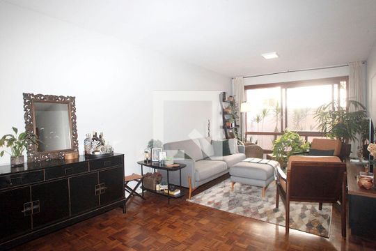 Apartamento à venda com 3 quartos, 114m² em Petrópolis, Porto Alegre