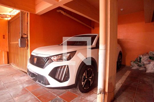 Box Garagem de apartamento à venda com 3 quartos, 114m² em Petrópolis, Porto Alegre