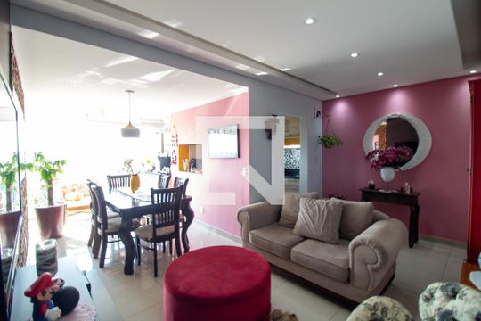 Sala de apartamento para alugar com 2 quartos, 75m² em Santo Amaro, São Paulo