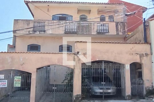 Fachada de casa para alugar com 3 quartos, 250m² em Vila Alpina, São Paulo