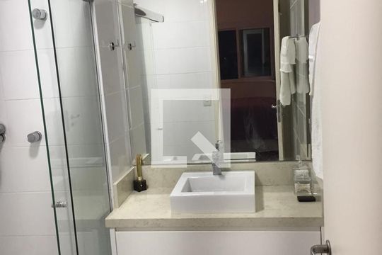Banheiro de apartamento à venda com 2 quartos, 67m² em Vila Mariana, São Paulo