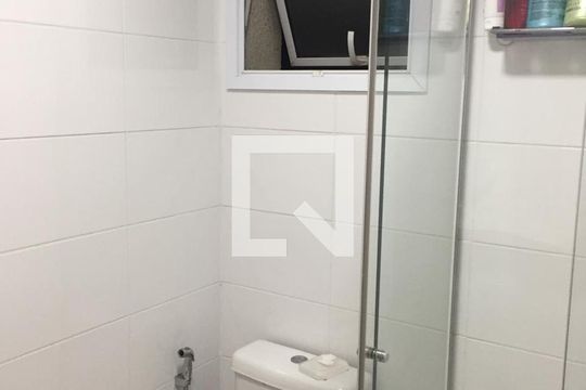 Banheiro de apartamento à venda com 2 quartos, 67m² em Vila Mariana, São Paulo