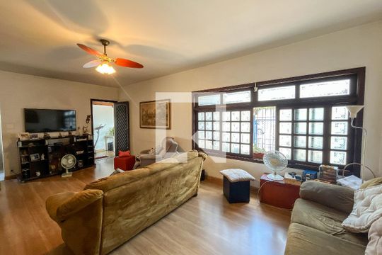 Sala de casa à venda com 3 quartos, 225m² em Vila Maria Eugenia , São Paulo