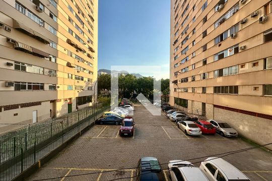 Vista Sala de apartamento à venda com 3 quartos, 70m² em Cidade Nova, Rio de Janeiro