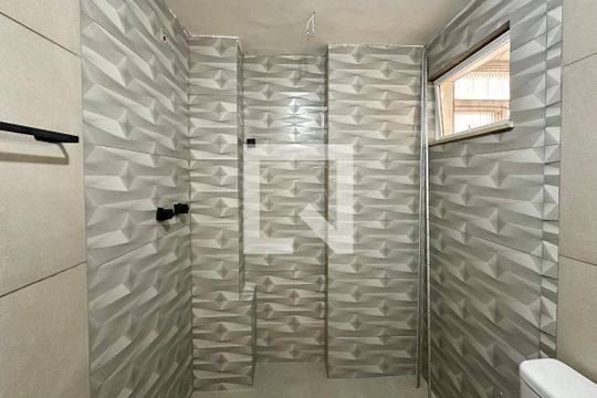 Banheiro de apartamento à venda com 3 quartos, 70m² em Cidade Nova, Rio de Janeiro