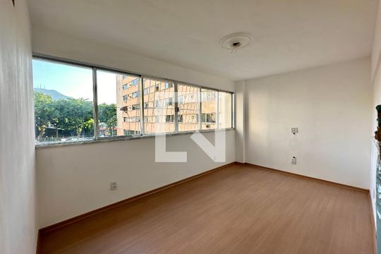 Sala de apartamento à venda com 3 quartos, 70m² em Cidade Nova, Rio de Janeiro