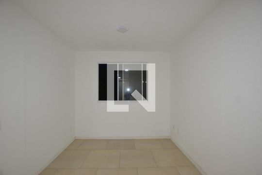 Sala de apartamento para alugar com 2 quartos, 40m² em Campo Grande, Rio de Janeiro