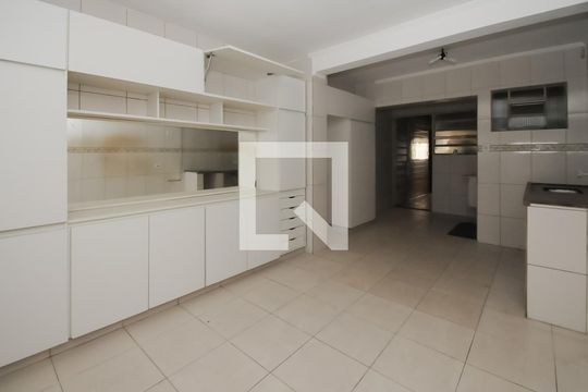 Cozinha - Armários de casa à venda com 2 quartos, 143m² em Jardim Lavinia, São Bernardo do Campo