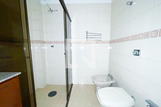 Banheiro 2 de apartamento à venda com 3 quartos, 137m² em Jardim Paulista, São Paulo