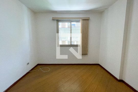 Quarto 1 de apartamento à venda com 3 quartos, 137m² em Jardim Paulista, São Paulo
