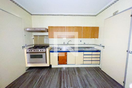 Cozinha de apartamento à venda com 3 quartos, 137m² em Jardim Paulista, São Paulo