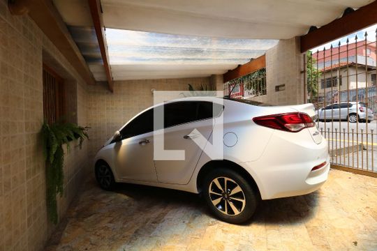 Garagem de casa à venda com 3 quartos, 190m² em Vila Alzira, Santo André