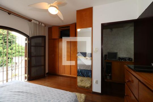 Quarto 2 de casa à venda com 3 quartos, 190m² em Vila Alzira, Santo André