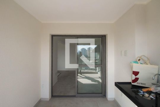 Varanda de apartamento à venda com 2 quartos, 64m² em Vila Independencia, São Paulo