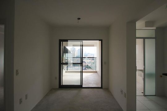 Sala de apartamento à venda com 2 quartos, 64m² em Vila Independencia, São Paulo