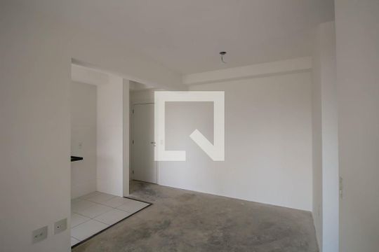 Sala de apartamento à venda com 2 quartos, 64m² em Vila Independencia, São Paulo