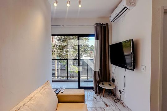 Sala/Cozinha de apartamento à venda com 1 quarto, 28m² em Cambuci, São Paulo