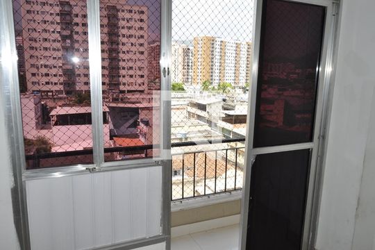 Sacada/Sala de apartamento à venda com 3 quartos, 280m² em Todos Os Santos, Rio de Janeiro