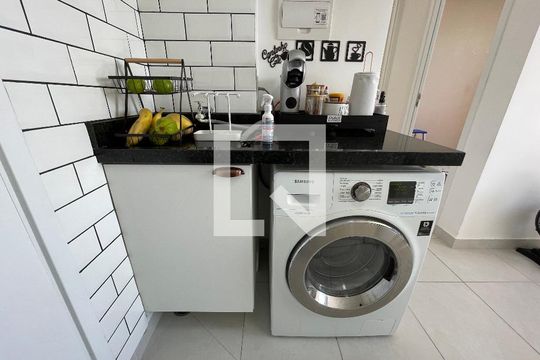 Área de Serviço de apartamento à venda com 2 quartos, 33m² em Jardim Celeste, São Paulo