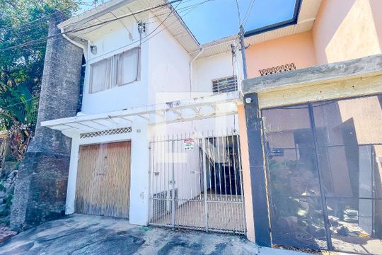 Fachada de casa à venda com 3 quartos, 175m² em Paraíso, São Paulo