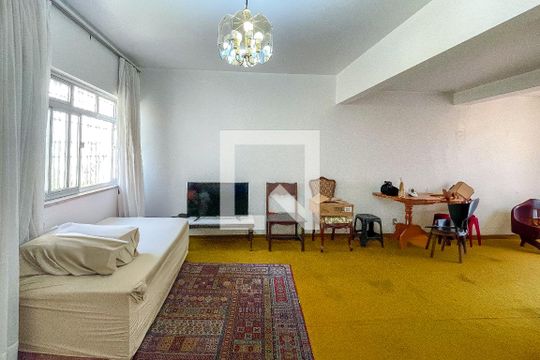 Sala de casa à venda com 3 quartos, 175m² em Paraíso, São Paulo