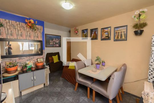 Sala de apartamento à venda com 3 quartos, 100m² em Santa Cruz Industrial, Contagem