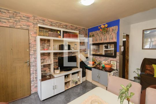 Sala de apartamento à venda com 3 quartos, 100m² em Santa Cruz Industrial, Contagem
