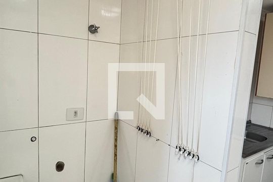 Área de Serviço de apartamento para alugar com 2 quartos, 55m² em Conjunto Residencial Planeta, Santo André