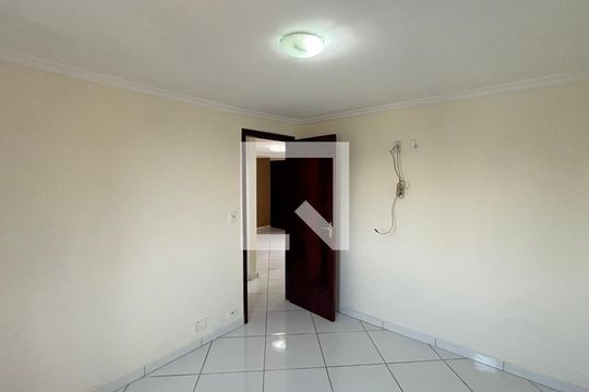 Quarto 1 de apartamento para alugar com 2 quartos, 55m² em Conjunto Residencial Planeta, Santo André