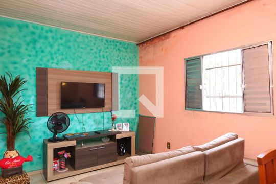 Casa para alugar com 1 quarto, 379m² em Vila Curuçá Velha, São Paulo