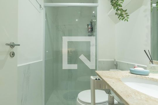 Banheiro de apartamento à venda com 1 quarto, 50m² em Brooklin, São Paulo