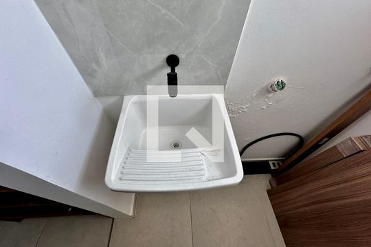 Área de Serviço de kitnet/studio para alugar com 0 quarto, 30m² em Cidade Monções, São Paulo