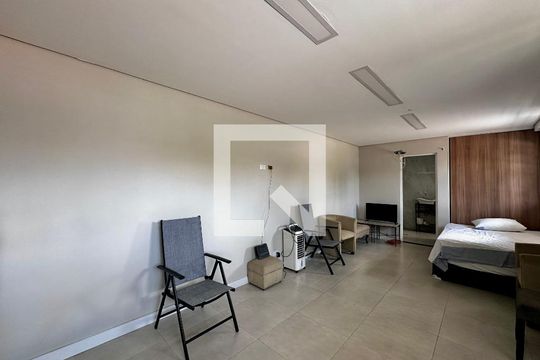 Cozinha de kitnet/studio para alugar com 0 quarto, 30m² em Cidade Monções, São Paulo