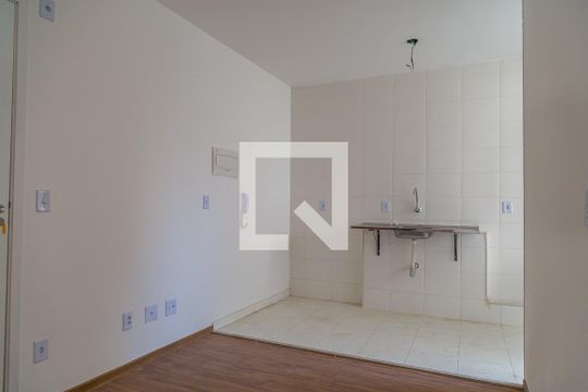 Studio de apartamento à venda com 2 quartos, 34m² em Jardim Itacolomi, São Paulo