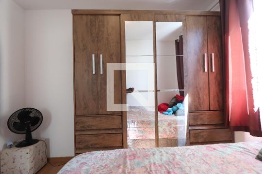 Quarto 1 de apartamento para alugar com 2 quartos, 45m² em Cidade São Mateus, São Paulo