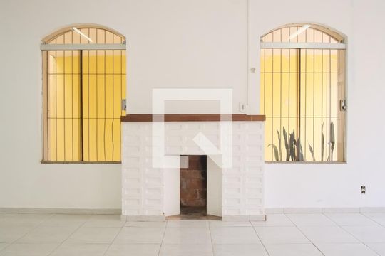 Sala de casa à venda com 7 quartos, 350m² em Tatuapé, São Paulo