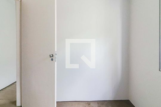 Quarto 2 de casa à venda com 3 quartos, 130m² em Vila Nova Alba, São Paulo
