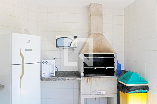 Área comum - Churrasqueira de apartamento para alugar com 2 quartos, 49m² em Dos Ortizes, Valinhos