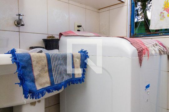 Cozinha e Área de Serviço de apartamento à venda com 2 quartos, 40m² em Vila Silvia, São Paulo