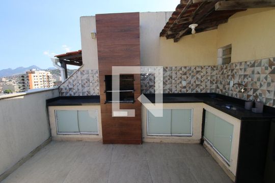 Churrasqueira de apartamento à venda com 2 quartos, 115m² em Olaria, Rio de Janeiro