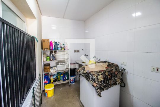 Área de Serviço de casa de condomínio para alugar com 5 quartos, 672m² em Residencial Morada dos Lagos, Barueri