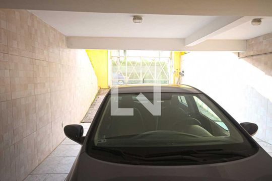 Garagem de casa à venda com 4 quartos, 245m² em Vila Lucia, São Paulo