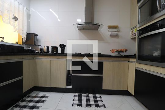 Cozinha de casa à venda com 3 quartos, 120m² em Parque Erasmo Assunção, Santo André