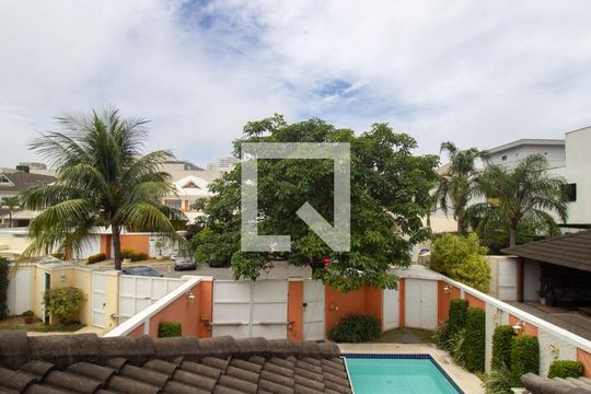 Vista da Suíte 1 de casa à venda com 5 quartos, 251m² em Recreio dos Bandeirantes, Rio de Janeiro