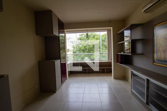 Suíte 1 de casa à venda com 5 quartos, 251m² em Recreio dos Bandeirantes, Rio de Janeiro