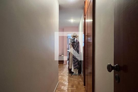 Suite 2 de apartamento à venda com 3 quartos, 220m² em Cerqueira César, São Paulo