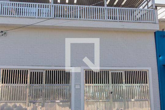 Fachada de casa à venda com 4 quartos, 256m² em Vila Campesina, Osasco